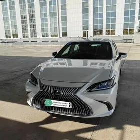 Lexus ES 350 2019