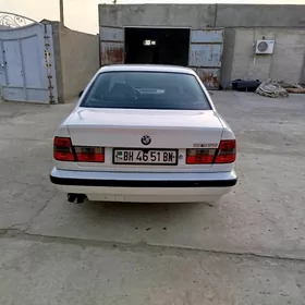 BMW 525 1992