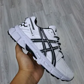 Asics Gel Kahana 8