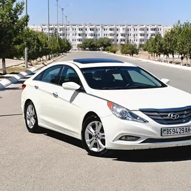 Hyundai Sonata 2011