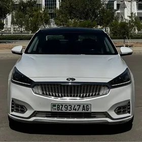 Kia Cadenza 2017