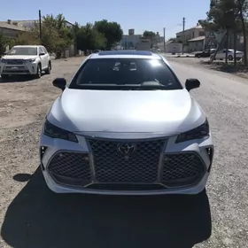 Toyota Avalon 2020