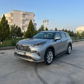 Toyota Highlander 2020