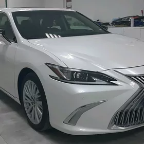 Lexus ES 350 2019