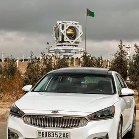 Kia Cadenza 2018