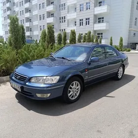 Toyota Camry 2001