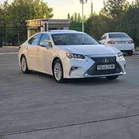 Lexus ES 2018