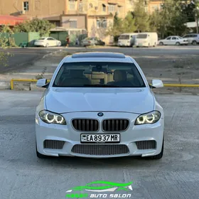 BMW F10 M5 2011