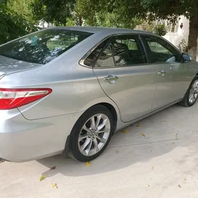 Toyota Camry 2015