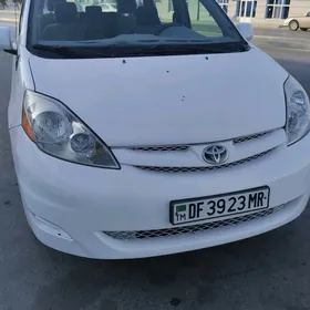 Toyota Sienna 2008