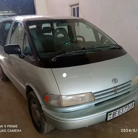 Toyota Previa 1992