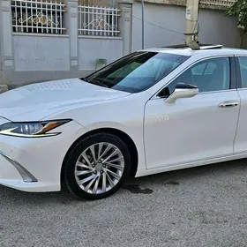 Lexus ES 350 2019