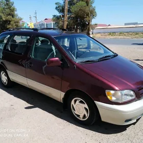 Toyota Sienna 2000