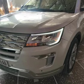 Ford Explorer 2019