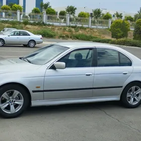 BMW E39 1998