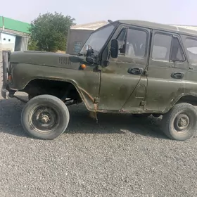 UAZ 469 2001