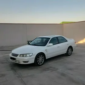 Toyota Camry 2001