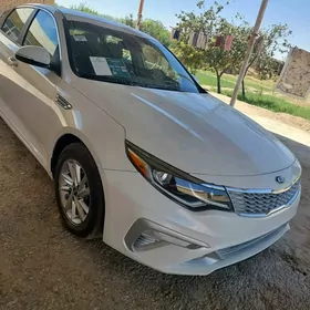 Kia Optima 2019