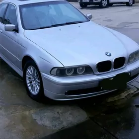 BMW E39 2002