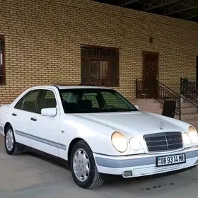 Mercedes-Benz E-Class 1999