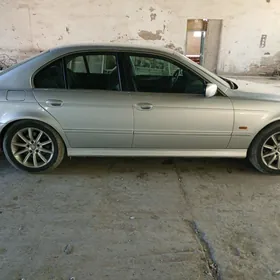 BMW E39 2001