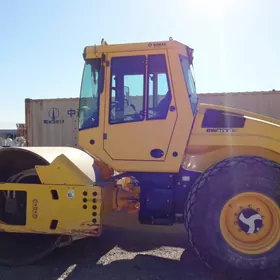 Bomag BW DH-4 2015