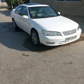 Toyota Camry 2000