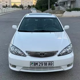 Toyota Camry 2004