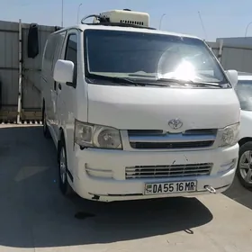 Toyota Hiace 2006