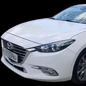 Mazda 3 2018