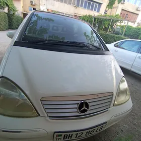 Mercedes-Benz A150 2001