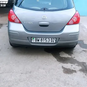 Nissan Versa 2009