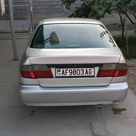 Nissan Primera 1998