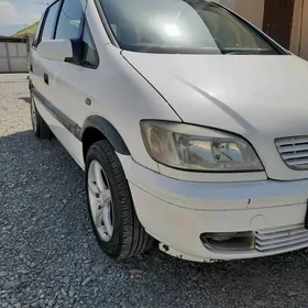 Opel Zafira 2002