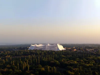 Marokkoda 115 müň janköýer sygjak äpet çadyr görnüşindäki stadion gurlar