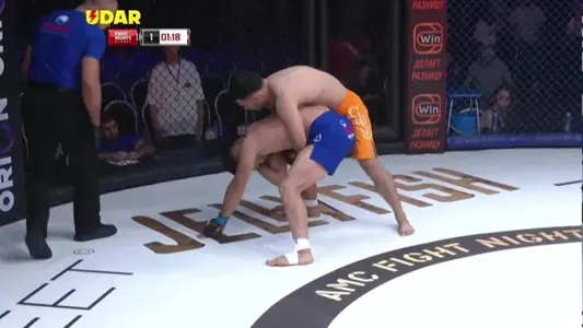 Türkmen pälwany A.Babaýew AMC Fight Nights ýaryşynda yzygider ikinji ýeňşini gazandy