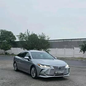 Toyota Avalon 2019