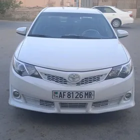 Toyota Camry 2011