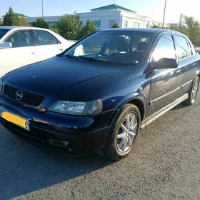 Opel Astra 2000