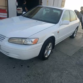 Toyota Camry 1998