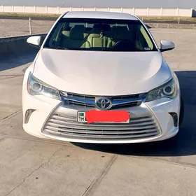 Toyota Camry 2017