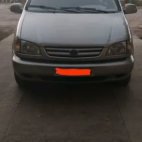 Toyota Sienna 1999