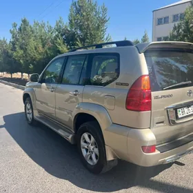 Toyota Land Cruiser Prado 2004