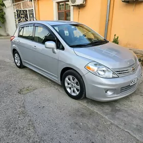 Nissan Versa 2010