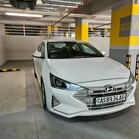 Hyundai Elantra 2020