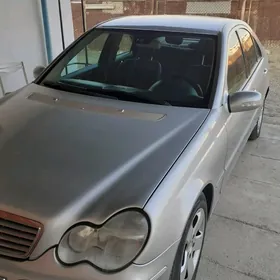 Mercedes-Benz C-Class 2001