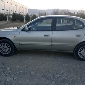 Daewoo Leganza 1998