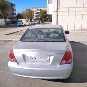 Hyundai Elantra 2005