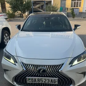 Lexus ES 350 2019