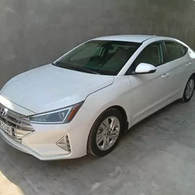 Hyundai Elantra 2020